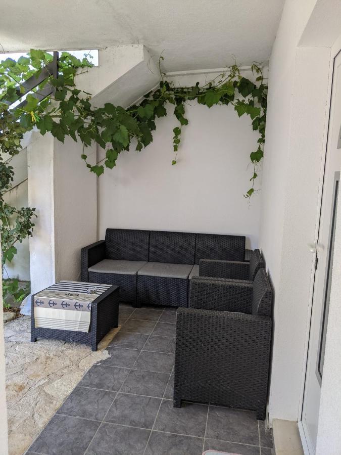 Emilija Apartments Privlaka Привлака Экстерьер фото